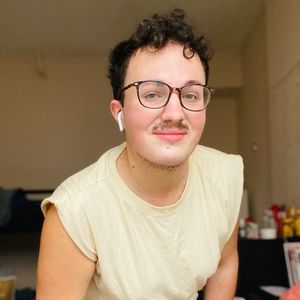 Meet your Posher, Samuel